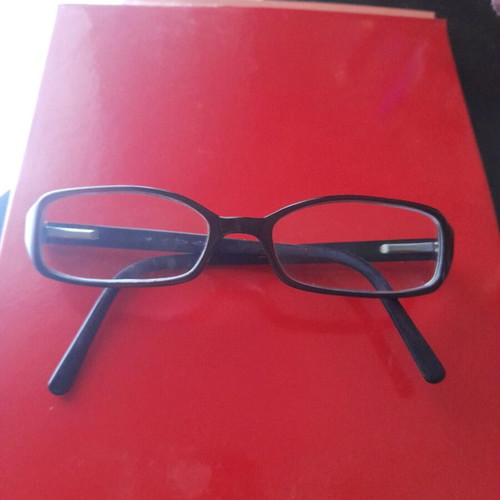 Toi&moi glasses frame like new