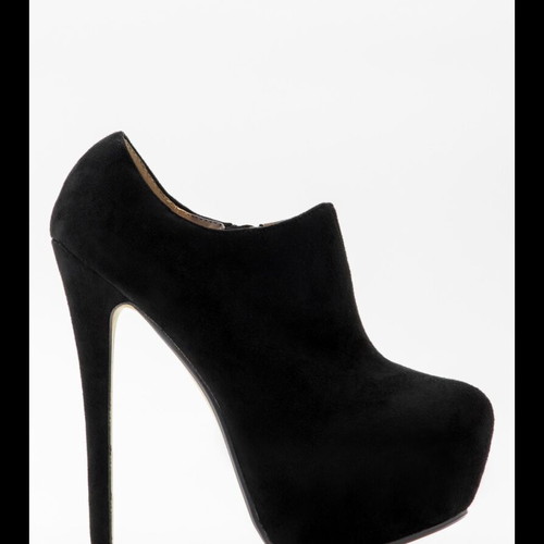 Black high heel ankle boots with 15cm stiletto heel like new, size 38