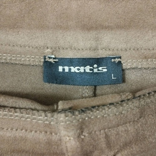 Matis mini skirt used with buttons and velvet look