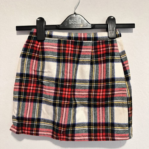 United Colors of Benetton children's plaid skirt with embroidered flowers, size 6 years