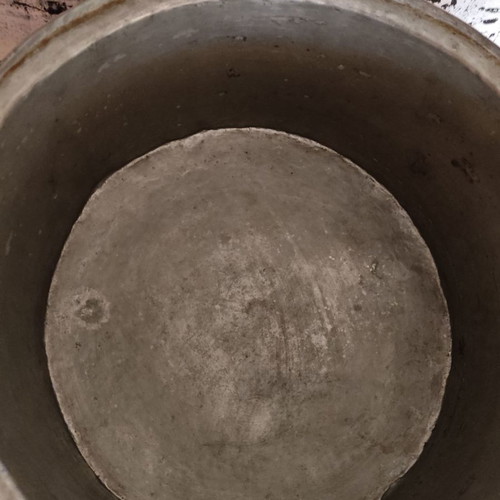 Copper pot old used in very good condition