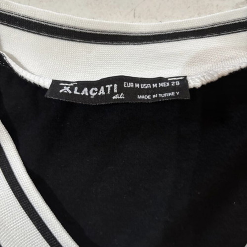 T-shirt unisex like new, black and white, size M
