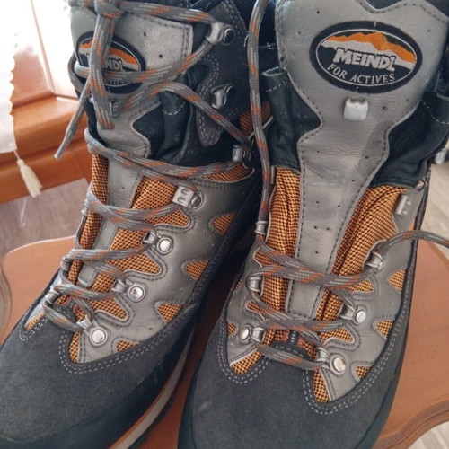Meindl Mont Blanc GTX hiking boots, grey and orange