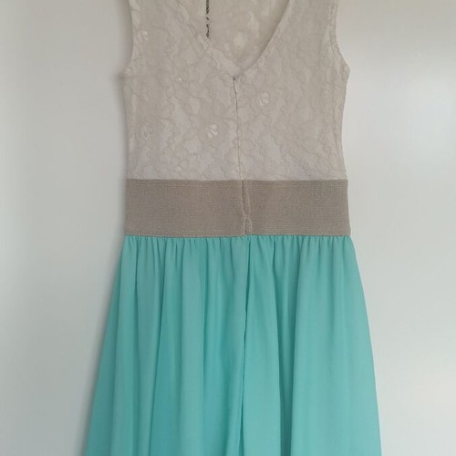 Women's dress knee-length, like new, turquoise and beige lace bust