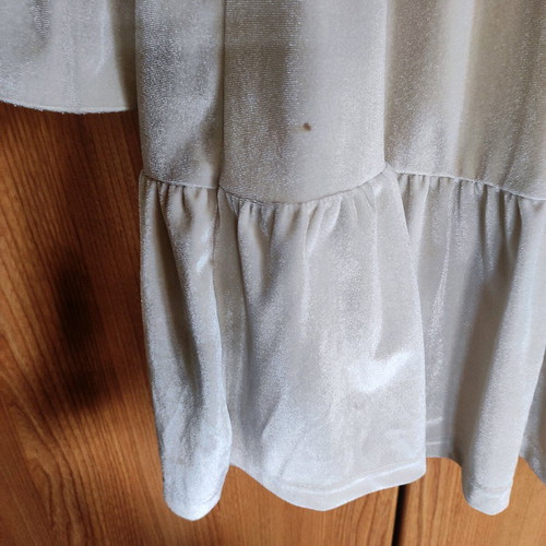 Cinderella dress like new, size M-L, with subtle mark