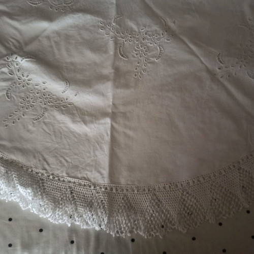 Rotonda with Cutwork Design Handmade Lace New 1.25x1.25 m