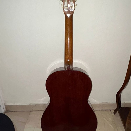 Vintage M. Suzuki Model 105 classical guitar with retro case, like new