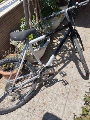 Mountain bike like new, 26 inch, V-Brakes, men's, gears
