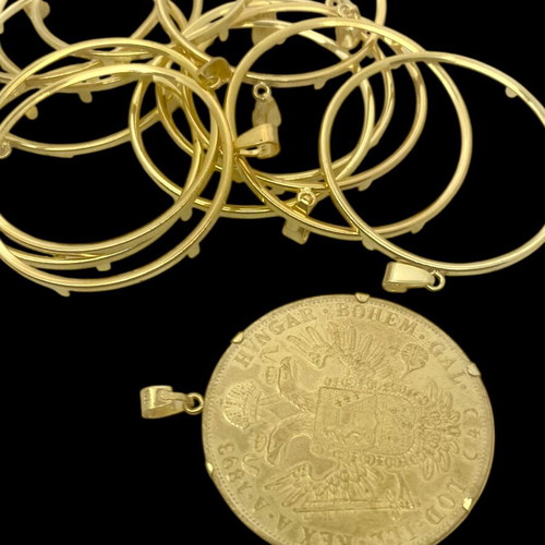 Austrian Doubla Pentoliro New with 925 Silver Gilded Wreath