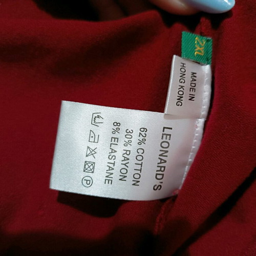 Bordeaux pullover Leonard's like new with shirt front lining