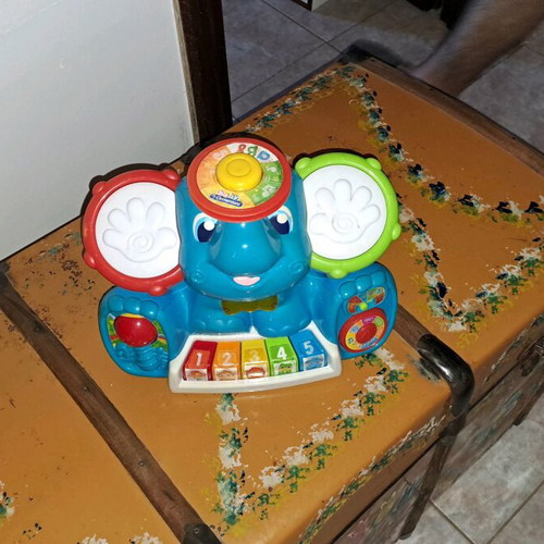 Elephant toy used, unknown issue