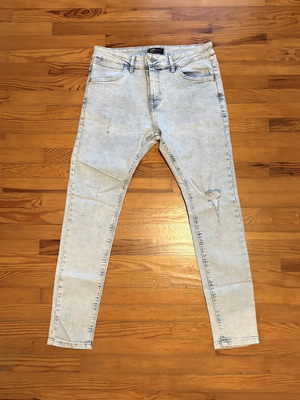 Bershka men's jeans size 32 like new