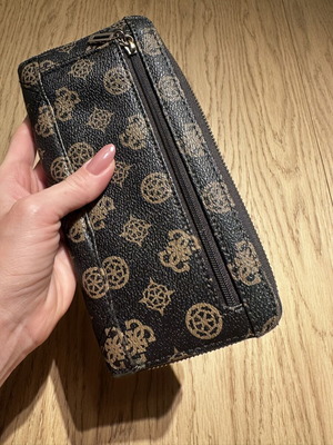 Guess wallet, brown