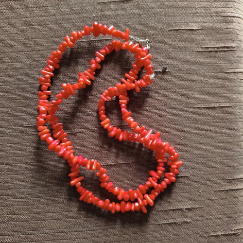 Branch Coral Chips necklace like new, natural red coral