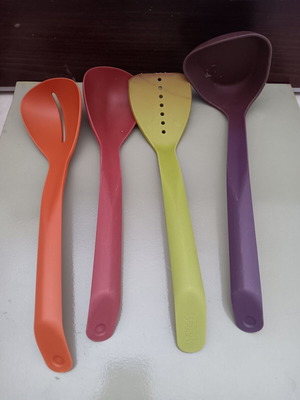 Kitchen spoon set used with imperfections