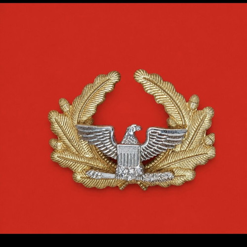 American Military Emblem vintage metal eagle, like new