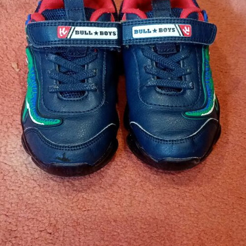 Bull Boys boys shoes used, size 28, blue and red