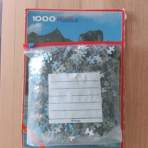 1000-piece puzzle