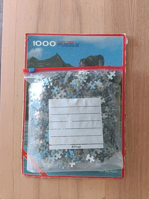 1000-piece puzzle