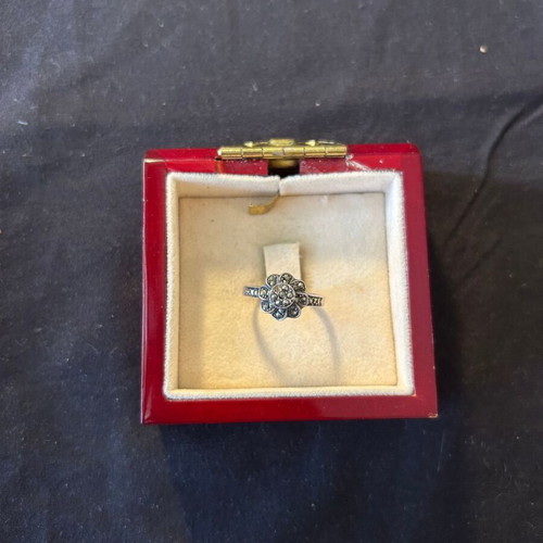 Silver 925 ring like new