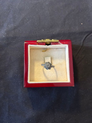 Silver 925 ring like new