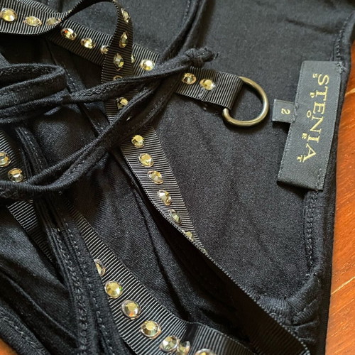 Stenia medium black sleeveless blouse like new with cords and strass