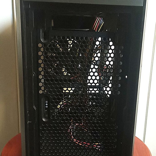 Infinity Mini Tower (Micro ATX/Mini ATX) with 500W Plus 8 Bronze PSU like new