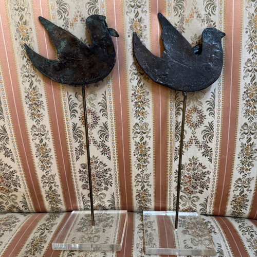 Two Louiza Dimitriou sculptures like new, 33 cm height each
