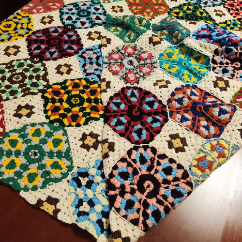 Wool Handmade Knitted Throw Blanket used 160x180 cm