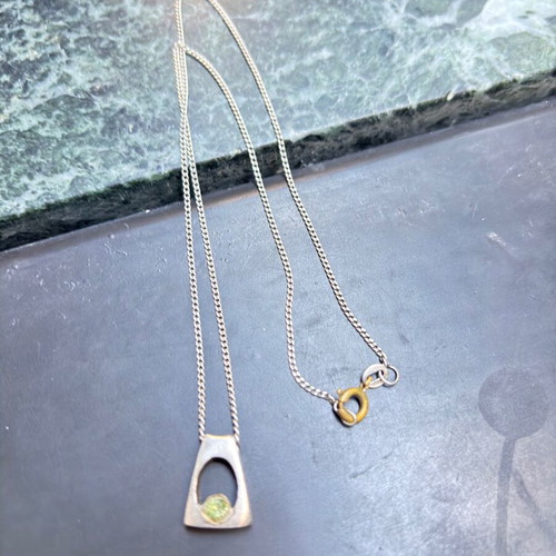 Silver pendant with semi-precious stone