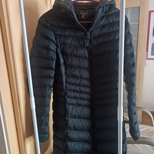 Mountain Warehouse women's waterproof jacket like new, black