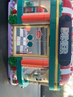 Lego restaurant building set