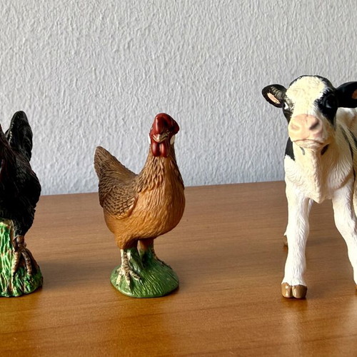 Papo & Schleich Farm Animal Figures like new, rooster, hen and cow