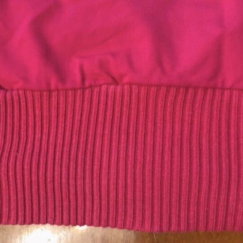 Halterneck top like new, fuchsia knit with open back