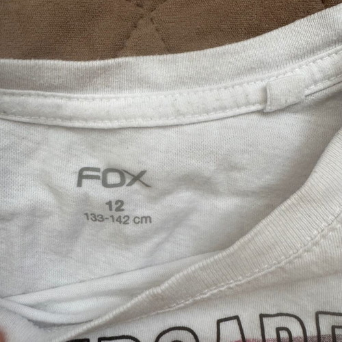 Skateboard long sleeve shirt for boy 11 years like new, white and gray