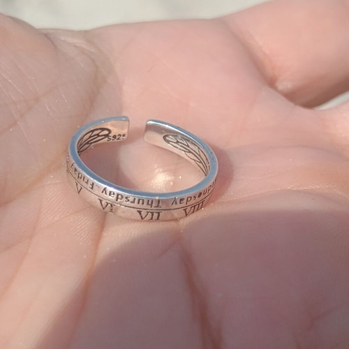 Silver 925 Adjustable Ring like new