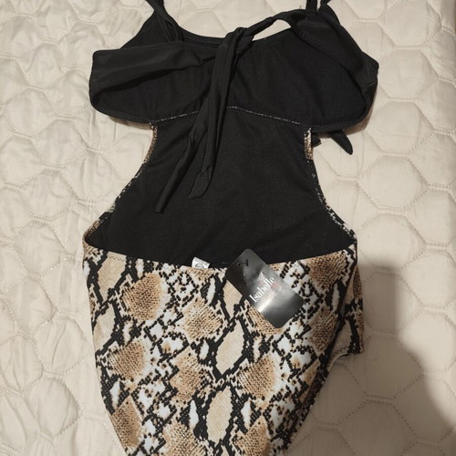 One-piece swimsuit with snake print new with tags Grazie Donna size 46-48