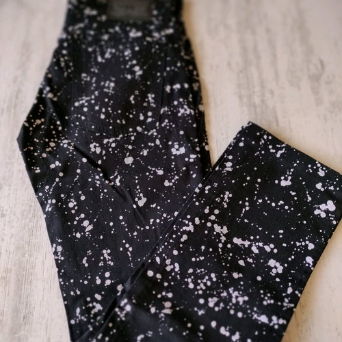 Levi's black jeans with splatter effect like new
