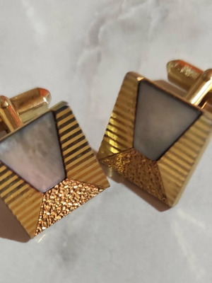 Винтидж маншетни копчета употребявани, позлатена стомана с перла