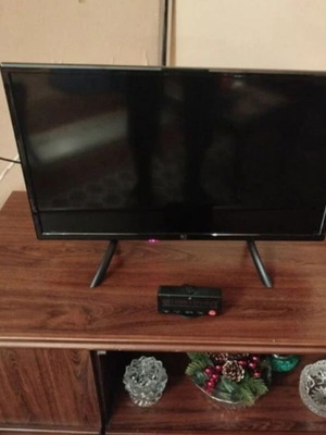 FU 24-inch LED TV new with 3-year warranty