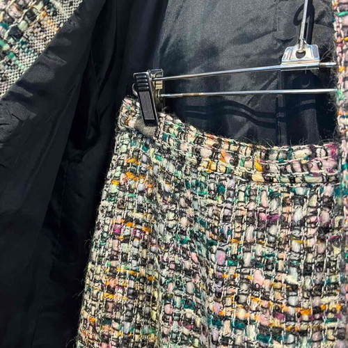 Women’s tweed suit jacket and skirt like new, multicolor, S/XS