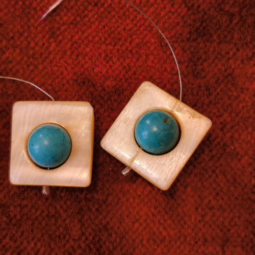 Vintage earrings with mother of pearl and turquoise stone, used