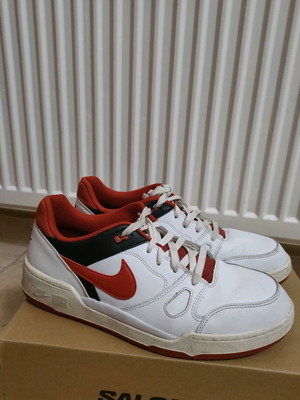 Nike Full Force Low sneaker μεταχειρισμένο, άσπρο και κόκκινο, μέγεθος 47