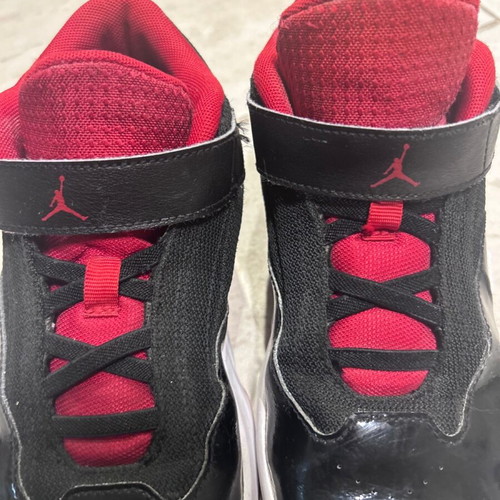 Jordan Kids Athletic Shoes Like New, Size 35 Black