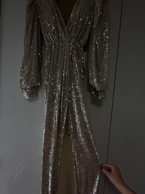 Dress new, ivory, beautiful with tag