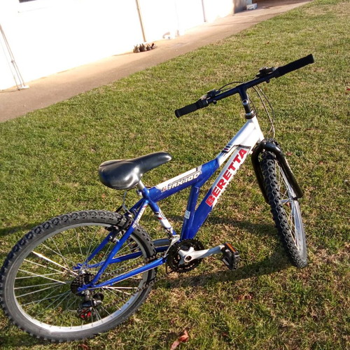 Mountain bike used, blue, 24 inch, with gears