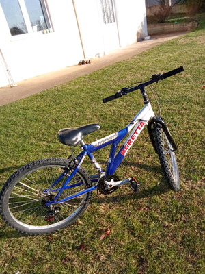 Mountain bike used, blue, 24 inch, with gears