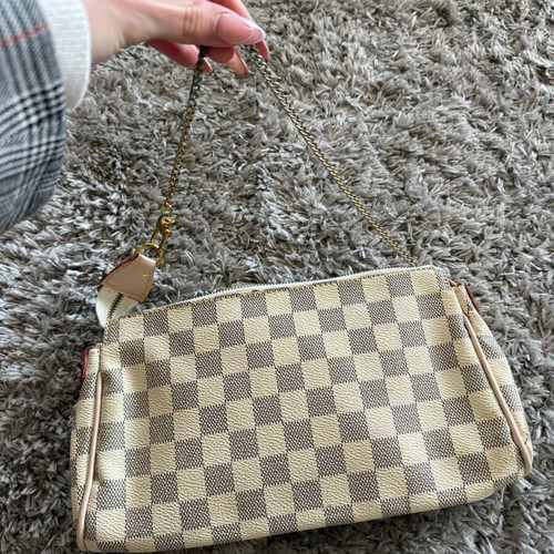 Pochette accessoires shoulder bag like new, Damier Azur pattern