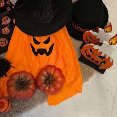 Ultimate Mega Halloween & Autumn Decoration Set with Pumpkins and Skull