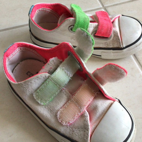 All Star Converse sneakers size 24.5 like new